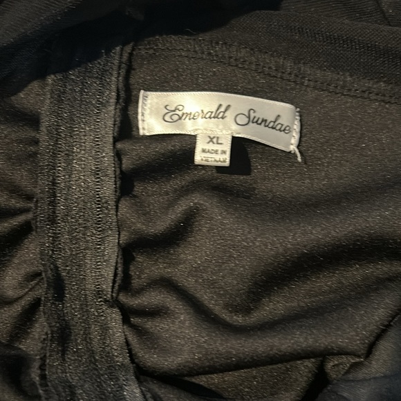 Emerald Sundae Black Dress Padded front back mesh zipper - Picture 8 of 8